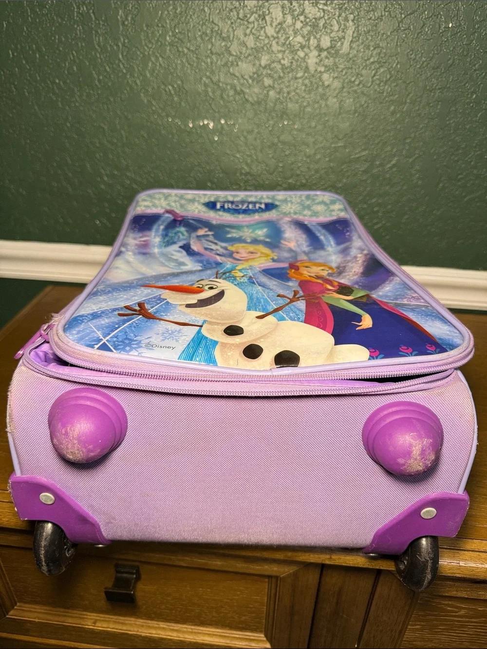 Disney Frozen Carry On Luggage 18